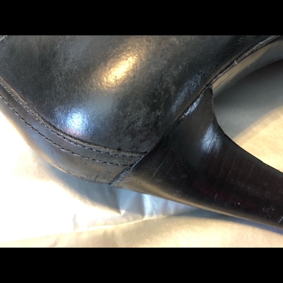 Black pump with tassels - Picture 3 of 4